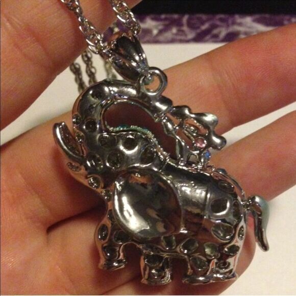 (S2) Blue Elephant Necklace - Picture 4 of 5
